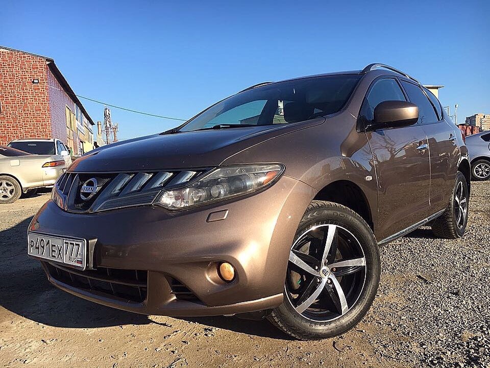 <span style="font-weight: bold;">NISSAN&nbsp;Murano</span>