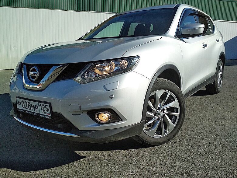 <span style="font-weight: bold;">NISSAN&nbsp;X-TRAIL</span>